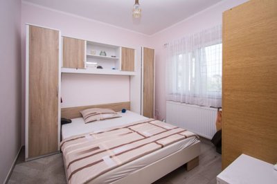 prostrana-uredjena-obiteljska-kuca-na-meterizama-362-m2_7