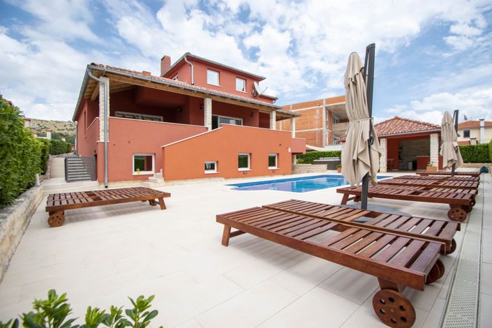 Image No.4-Villa de 6 chambres à vendre à Šibenik-Knin