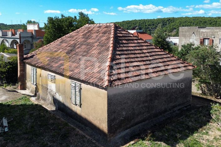Image No.2-Maison de 3 chambres à vendre à Šibenik-Knin