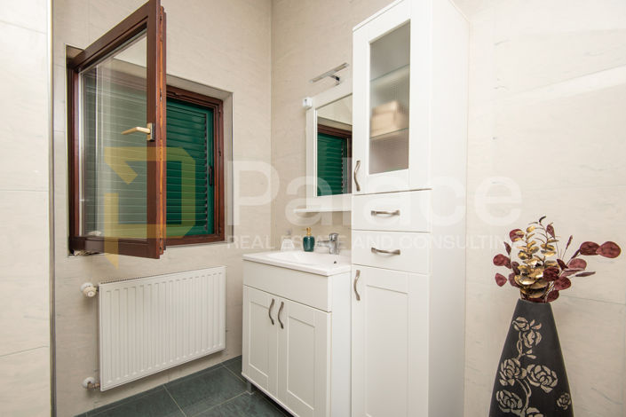 Image No.13-4 Bed Apartment for sale