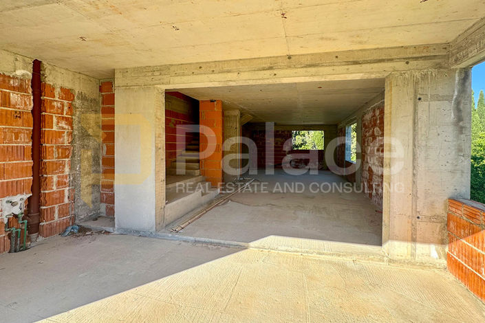 Image No.15-3 Bed House for sale