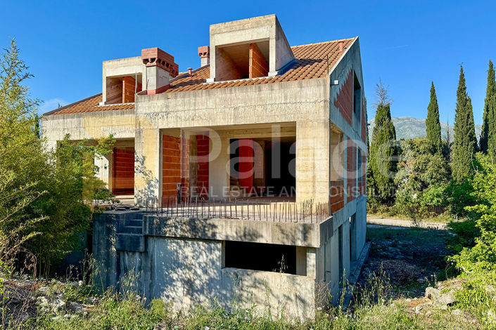 Image No.16-3 Bed House for sale