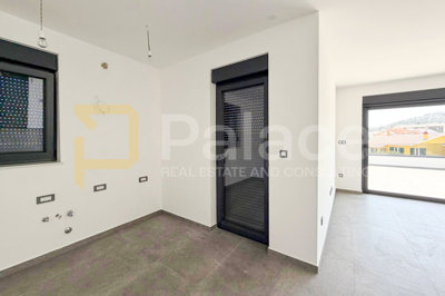 penthouse-s-pogledom-na-more-s4-u-novoj-zgradi-murter-125-m2_11