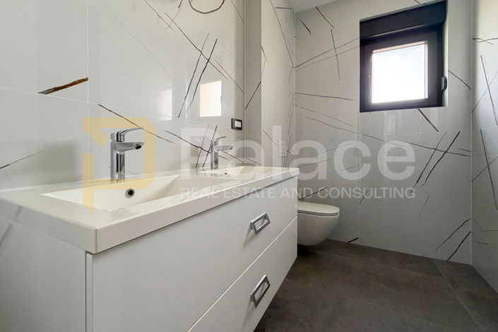Image No.12-3 Bed Apartment for sale