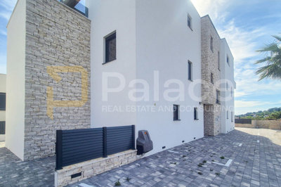 apartman-s-vrtom-parkingom-i-pogledom-nova-zgrada-murter-78_5