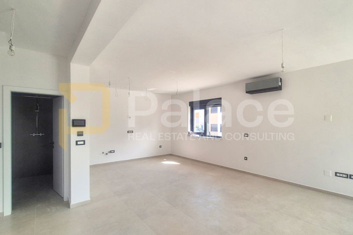 Image No.8-3 Bed Apartment for sale