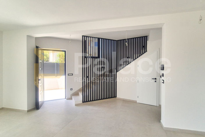 Image No.9-3 Bed Apartment for sale