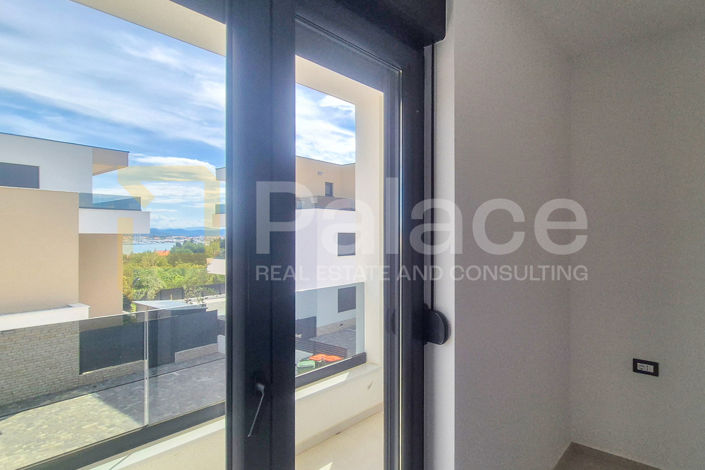 Image No.4-3 Bed Apartment for sale