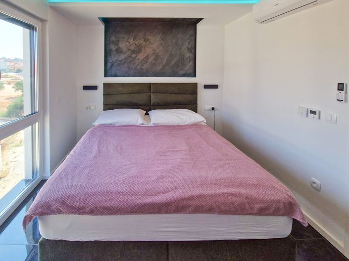 Image No.12-2 Bed Apartment for sale