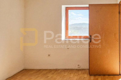 kuca-s-velikim-potencijalom-u-vodickom-zaledju-cista-mala_12