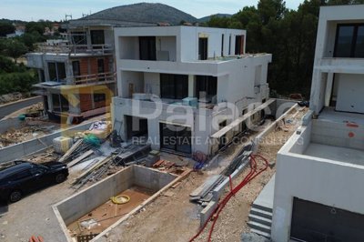 sibenik-bilice-luksuzna-vila-u-visokoj-roh-bau-fazi_3