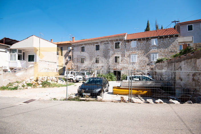 Image No.4-Maison de ville de 8 chambres à vendre à Sibenik
