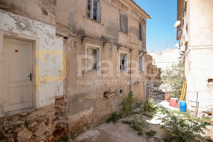 Image No.5-Maison de ville de 8 chambres à vendre à Sibenik