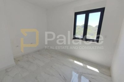 penthouse-s-pogledom-na-more-okrug-gornji_6