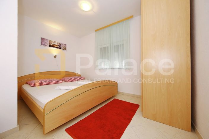 Image No.16-7 Bed House for sale