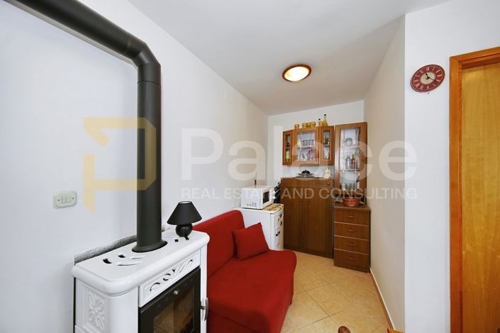 Image No.21-7 Bed House for sale
