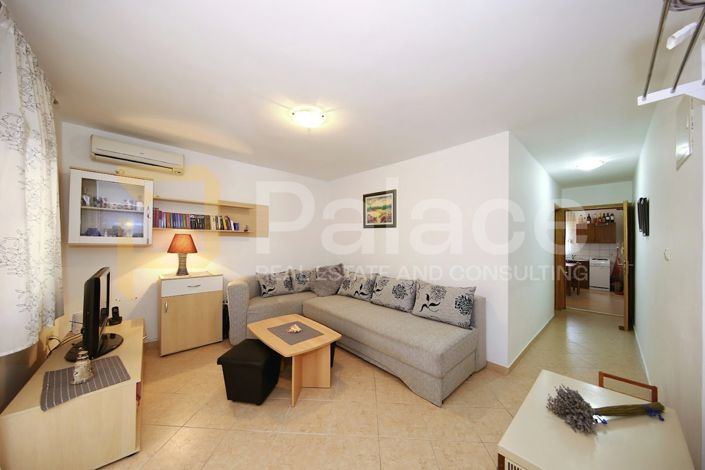 Image No.22-7 Bed House for sale
