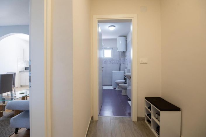 Image No.5-5 Bed House for sale