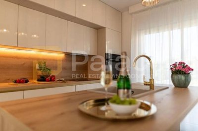 odmah-useljiva-dvojna-villa-60-metara-od-mora_15