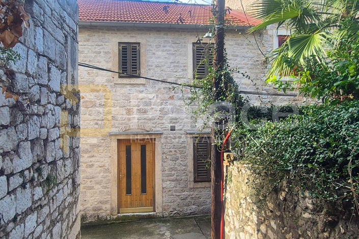 Image No.2-Maison de ville de 3 chambres à vendre à Sibenik