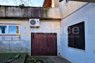 prizemlje-kuce-s-garazom-okucnicom-i-studio-apartmanom-u_4