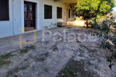 prizemlje-kuce-s-garazom-okucnicom-i-studio-apartmanom-u_5