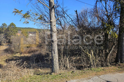prostrano-zemljiste-s-potencijalom-i-fleksibilnoscu-2105-m_1