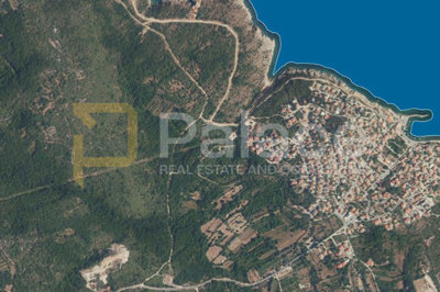 poljoprivredno-zemljiste-u-solinama-850-m-blizina-mora-i_1