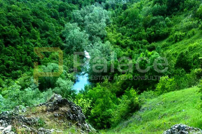 zemljiste-u-srcu-prirode-blizu-plitvickih-jezera-sadilovac_1