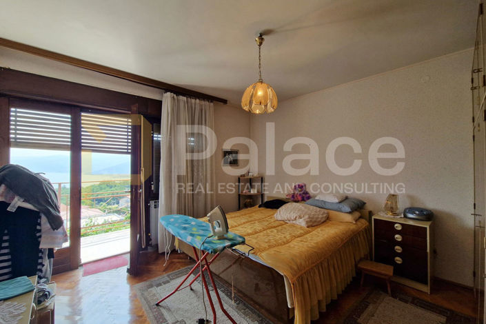 Image No.18-6 Bed Apartment for sale