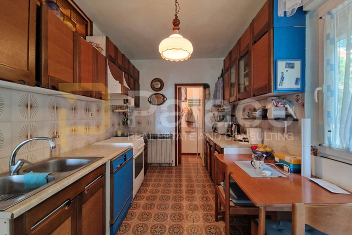 Image No.2-6 Bed Apartment for sale