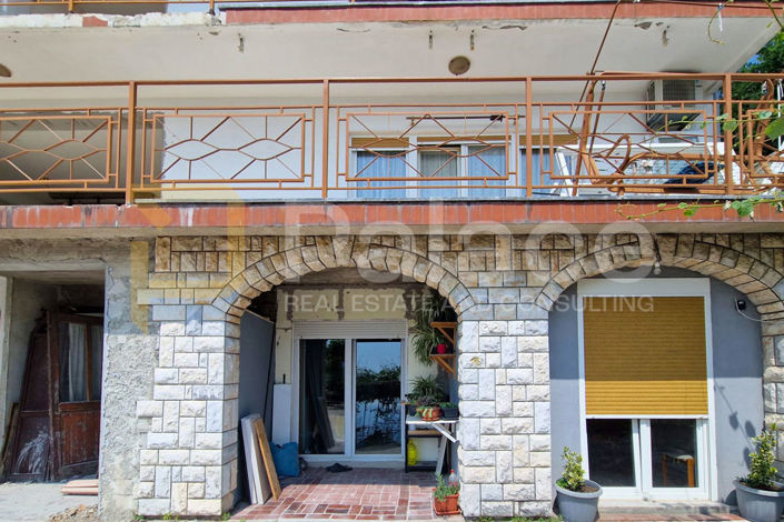 Image No.25-6 Bed Apartment for sale
