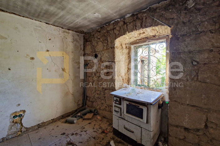 Image No.24-4 Bed House for sale