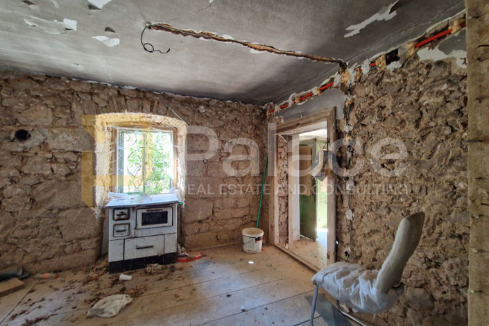 Image No.25-4 Bed House for sale