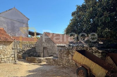 peljesac-donja-banda-kamena-kuca-za-adaptaciju_3