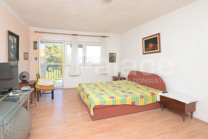Image No.16-4 Bed House for sale