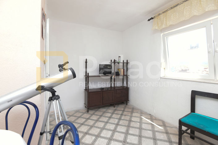Image No.18-4 Bed House for sale