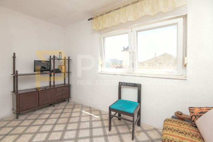 Image No.19-4 Bed House for sale