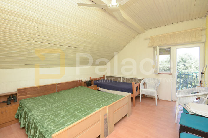 Image No.6-4 Bed House for sale