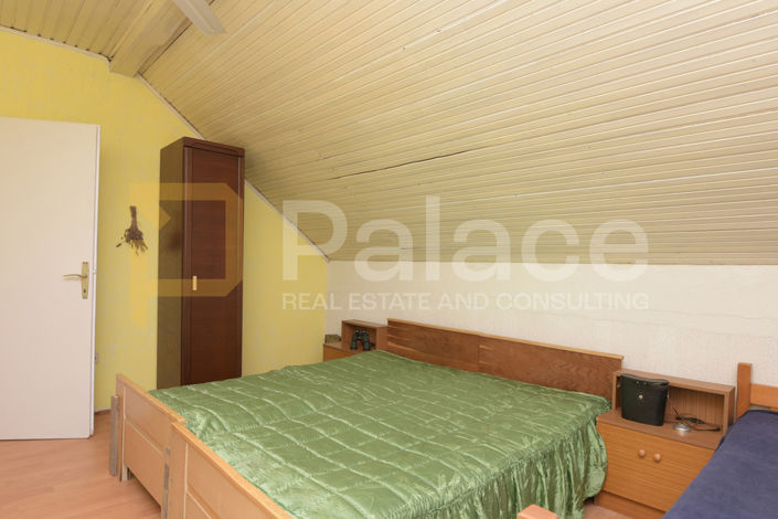 Image No.7-4 Bed House for sale