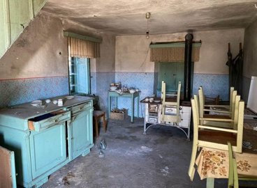 sest-kucastarina-i-gospodarskih-zgrada-s-zemljistem-matulji_2
