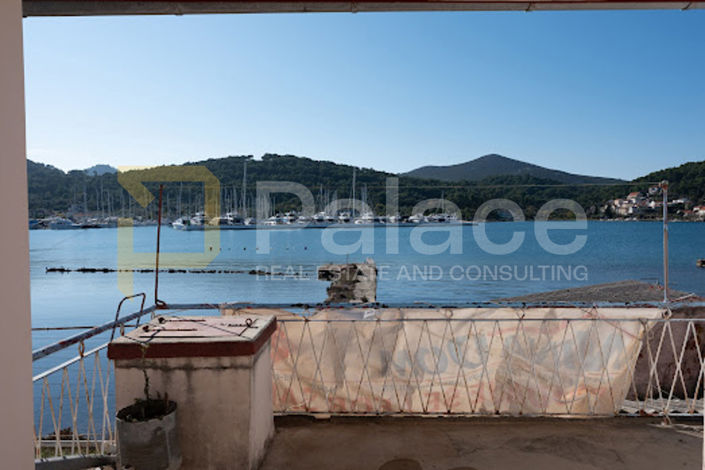 Image No.5-9 Bed House for sale