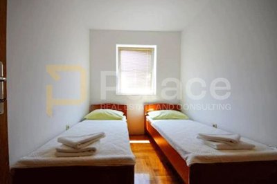 malinska-2sdb-1-kat-s-vrtom-parkingom-i-pogledom-na-more_6