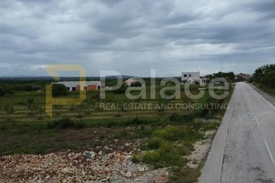 zemunik-donji-gradjevinsko-zemljiste-600-m2_2