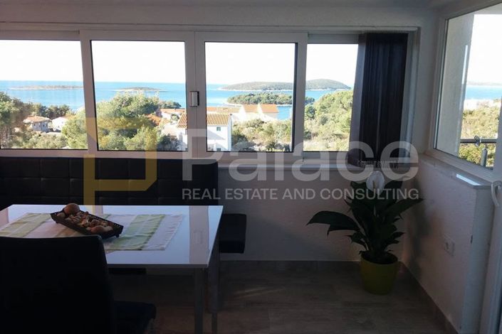Image No.14-6 Bed House for sale