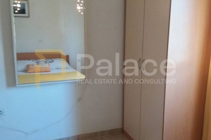 Image No.18-6 Bed House for sale