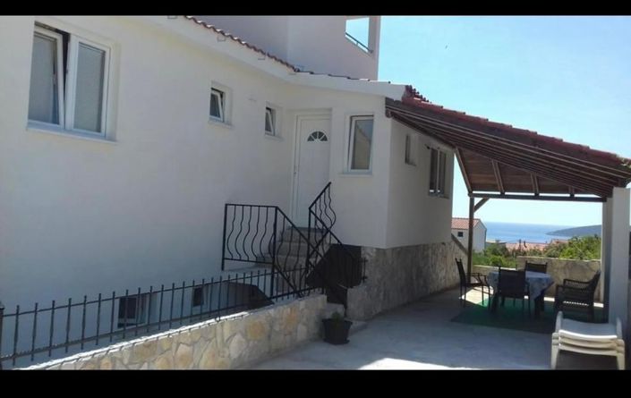 Image No.3-6 Bed House for sale
