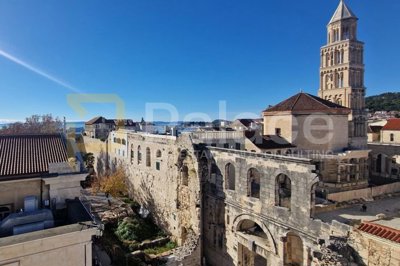 stan-s-velicanstvenim-pogledom-na-rivu-i-dioklecijanovu_2