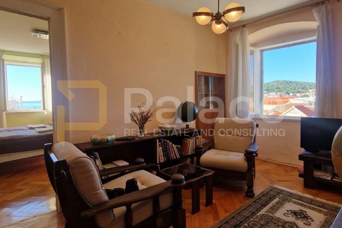 Image No.22-5 Bed Apartment for sale