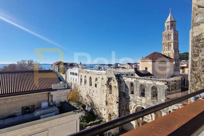 Image No.25-5 Bed Apartment for sale